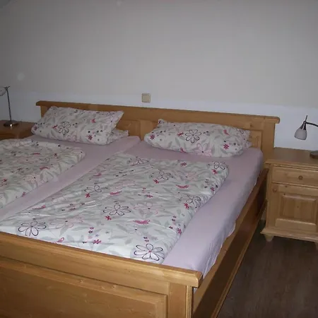 Mit Balkon Und Schoener Fernsicht Apartamento