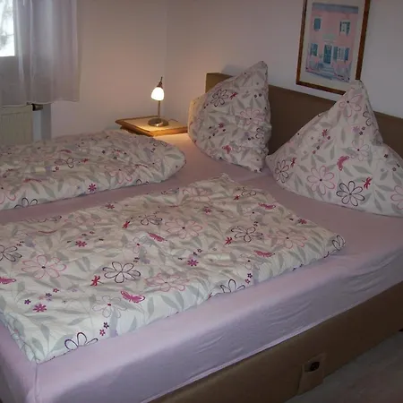 Mit Balkon Und Schoener Fernsicht Apartamento